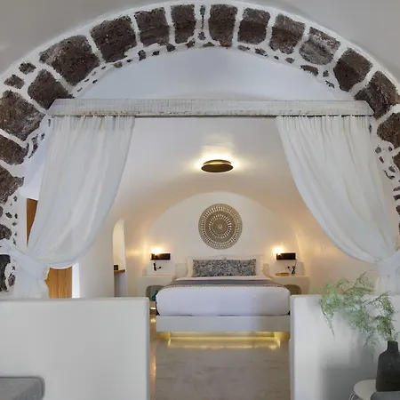Filotera 4* Oia (Santorini)