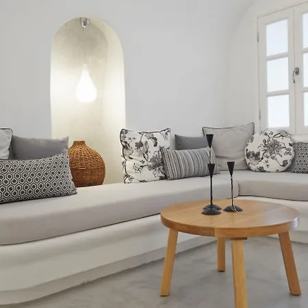 Filotera 4* Oia (Santorini)