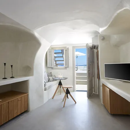 Filotera 4* Oia (Santorini)