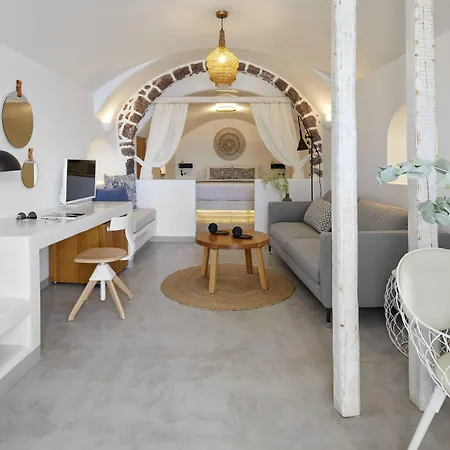 Filotera 4* Oia (Santorini)